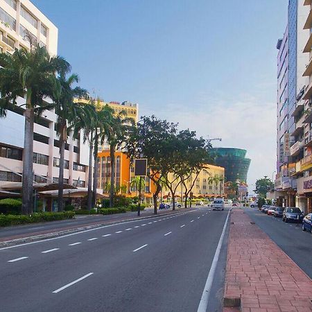 Kinabalu Daya Hotel Kota Kinabalu Bagian luar foto