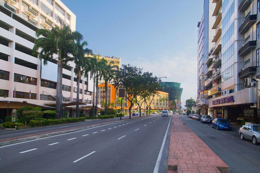 Kinabalu Daya Hotel Kota Kinabalu Bagian luar foto